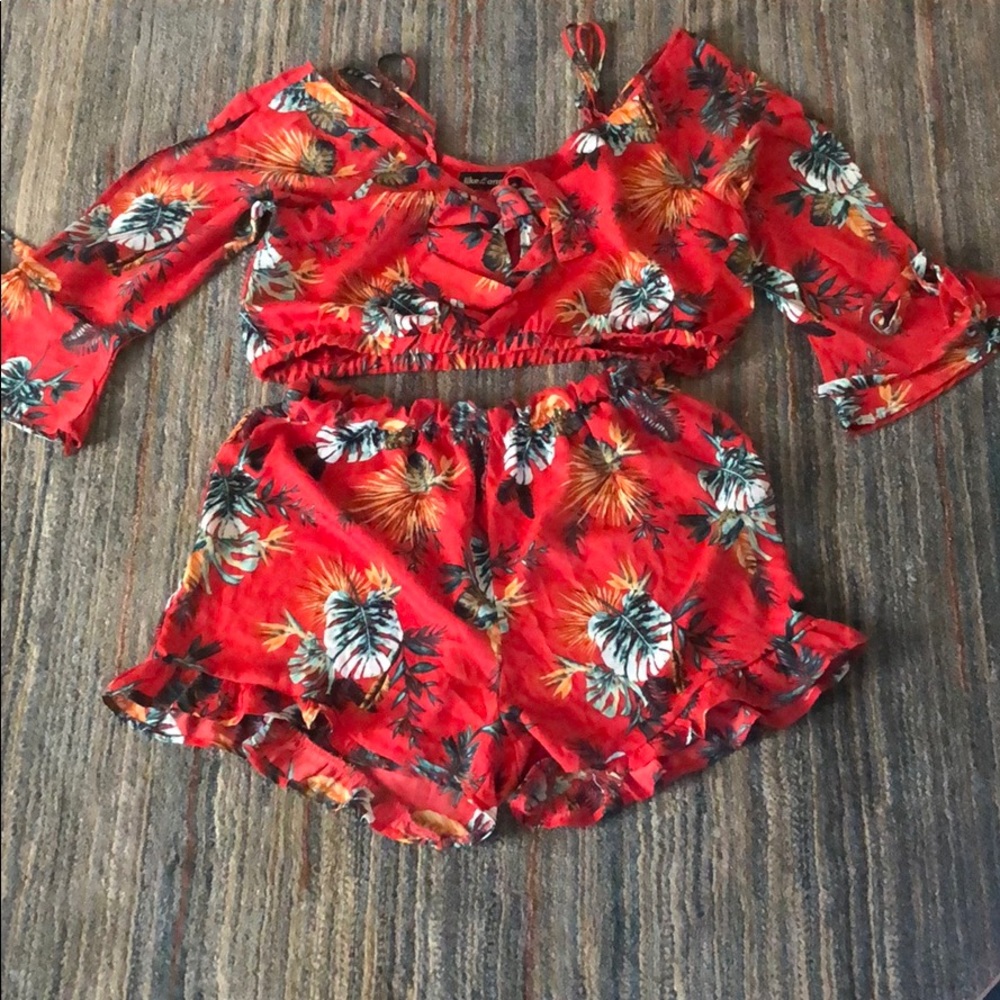 2-piece crop outfit